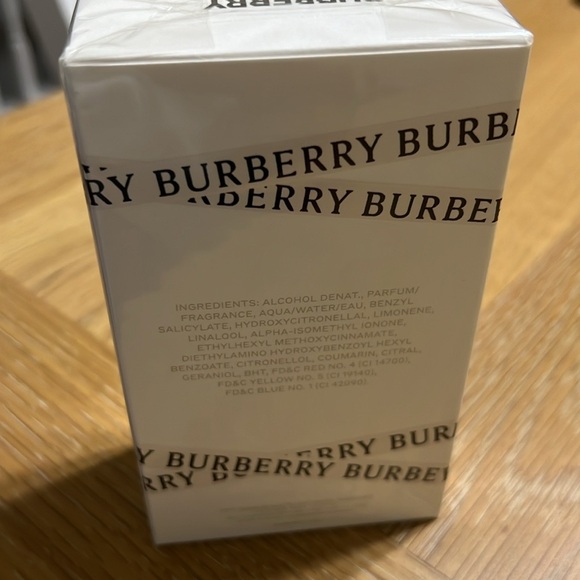 Burberry Her London Dream Eau de Parfum 3.3 - Picture 2 of 11